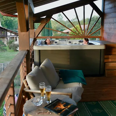 Canopee - Deck, Heated Pool And Pines 빌라 *